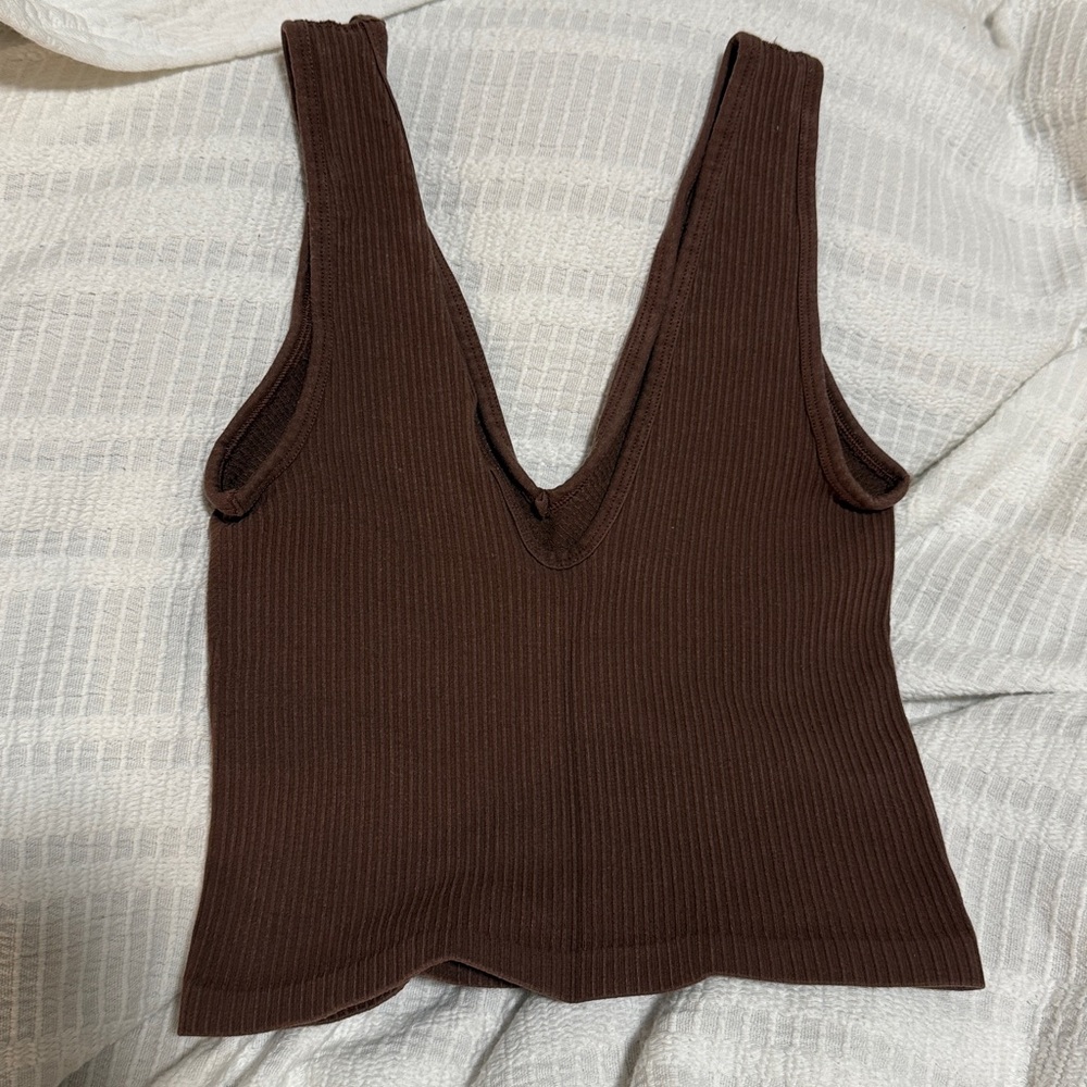 Brown gym shark sports top - Picture 3 of 3